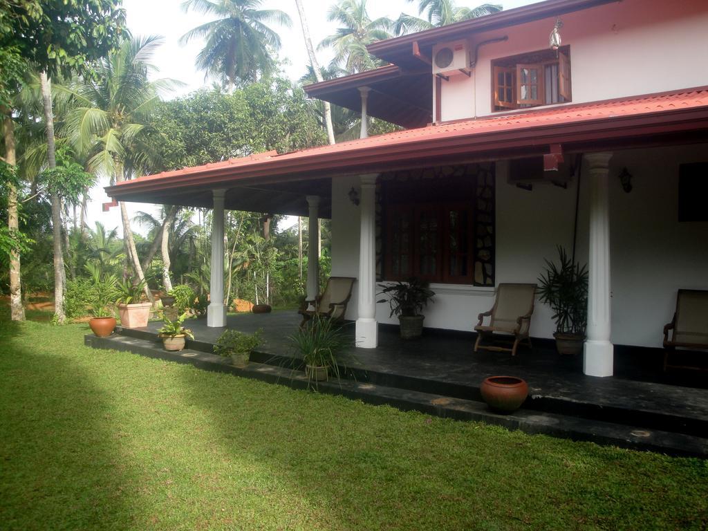 Priyanka Villa Bentota Chambre photo